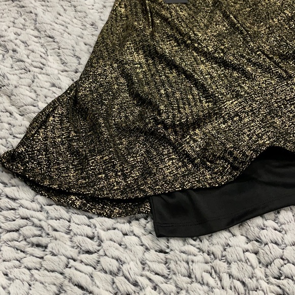 Want and Need Metallic Swing Dress. M - Picture 5 of 9